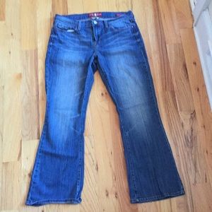 Lucky Brand blue jeans